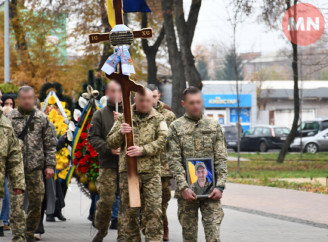 Ніжин попрощався з Воїном — Андрієм Гладким