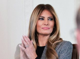 Меланія Трамп заявила про контакти з командою Путіна щодо повернення українських дітей