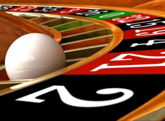 Студенты-мужчины тратят на азартные игры почти столько же, сколько на еженедельные продукты