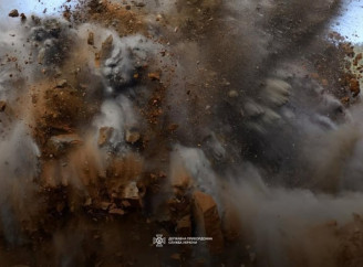 Росіяни обстріляли 11 населених пунктів на Чернігівщині