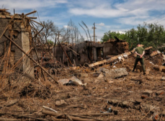 Росія атакувала 11 сіл на Чернігівщині: під обстрілом – потяг, підприємство та житлові райони