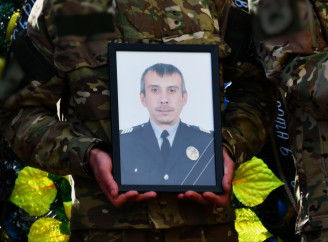 Ніжин попрощався з Воїном — Сергієм Гнітієм