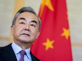 Китай пояснив, чому не хоче програшу росії у війні