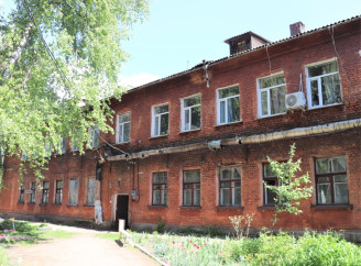 У Ніжині мешканці гуртожитку УТОС отримали шанс на приватизацію житла