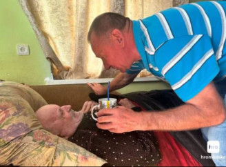 На Львівщині чоловіка, який доглядає за батьком з інвалідністю, відпустили з навчальної частини