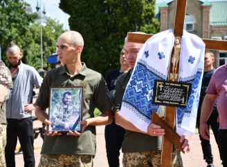 Ніжин попрощався з Воїном — Євгенієм Гурбичем