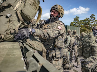 Польща розгортає 40 тисяч військових на кордоні через навчання «Захід-2025»