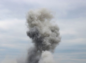 Дрони над Росією, що відомо про пожежу біля НПЗ у Ярославлі та наслідки у Твері