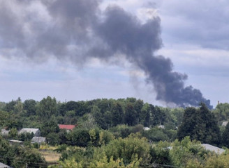 Росіяни обстріляли три громади Чернігівщини: загинула жінка, пошкоджені будівлі та електропідстанція