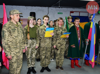 Ніжинські школярі долучилися до військово-патріотичної гри «Сокіл»