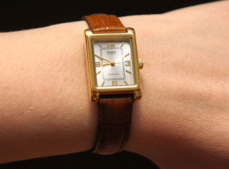 Як обрати жіночий годинник на кожен день