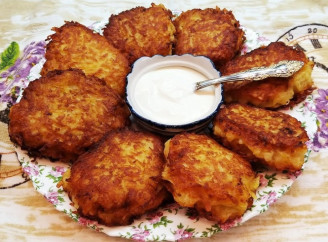 Звичайні деруни – вже не тренд: як приготувати картопляну страву з начинкою, що смакує як у ресторані