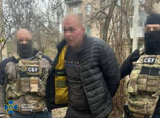 СБУ затримала агента, якого підозрюють у підпалі БТР ЗСУ та коригуванні ударів по Краматорську