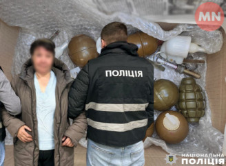 Збувала боєприпаси: у Ніжині поліцейські затримали підозрювану в реалізації вибухонебезпечних боєприпасів