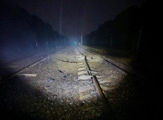 Ворожа атака на Ніжинщині: пошкоджено залізничну інфраструктуру, зупинено рух потягів