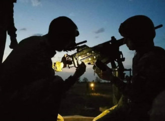 Горіли будівлі: армія рф атакувала прикордонні громади Чернігівщини