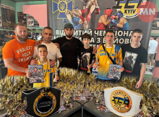 Ніжинські спортсмени — з трьома «золотими» на чемпіонаті Києва з тайського боксу
