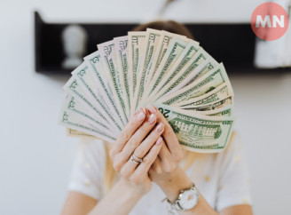 Звички, які ведуть до бідності: що варто перестати робити щодня