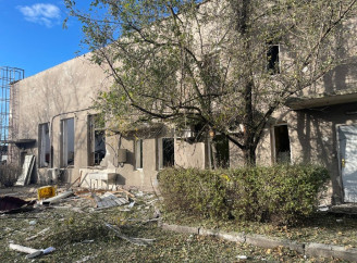 Росіяни вдарили по залізниці в Ніжинському районі: пошкоджено локомотив і колію