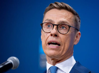 Мирні переговори можуть змусити Україну до поступок: заява президента Фінляндії