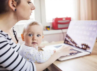 Жінки-ФОПи теж можуть отримати декретні виплати: яка сума й умови у 2025 році