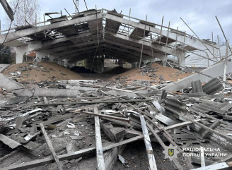 Російські дрони атакували Чернігівщину: поранено жінку, пошкоджено будівлі