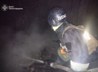 Росіяни атакували Чернігівський район: горіла господарча будівля, є травмовані