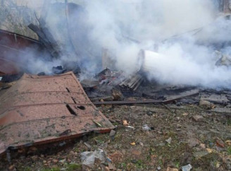 Поранена цивільна особа та пожежа на агропідприємстві: обстріли Чернігівщини