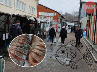 Жива риба на Ніжинському ринку: які сорти, звідки везуть та які ціни