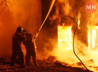 Три пожежі за день: у Ніжинському районі горіли літня кухня, суха трава та сміття