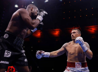 Олександр Усик став абсолютним чемпіоном світу