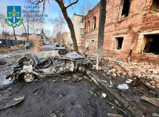 Двоє загиблих та 12 поранених: росіяни завдали авіаудару по цивільних об'єктах у Сумах — Фото