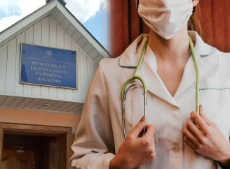 Допомагала оформити фіктивну інвалідність військовозобов'язаним: на Чернігівщині засудили медсестру