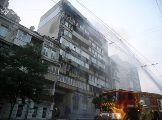 Ракетна атака на Київ: загиблі, поранені та десятки пошкоджених будинків