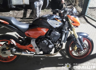 Помер у лікарні: на Чернігівщині мотоцикліст збив пішохода