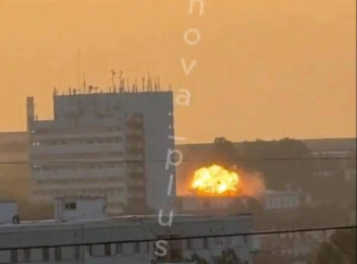 Дрони СБУ атакували аеродром з «Шахедами» в Приморсько-Ахтарську та завод «Електроприлад» у Пензі