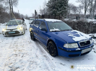 Пропонував 600 доларів, аби не складали протокол: на Чернігівщині п'яний водій намагався підкупити патрульних