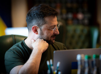 Зеленський ввів нові санкції проти РФ: у списку пропагандисти та дестабілізатори Молдови