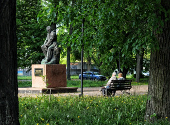 Весна у парках Ніжина: прогулялися Графським парком та парком Шевченка