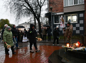 У Ніжині вшанували пам’ять жертв Голодоморів