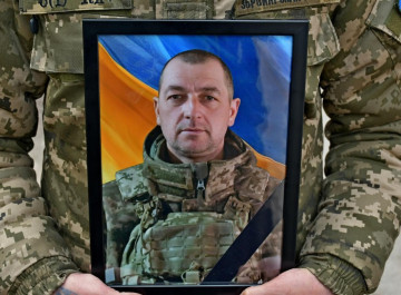 Ніжин попрощався із загиблим воїном - Андрієм Веремійчуком 