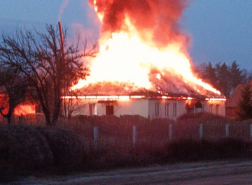 На Чернігівщині горить Костобобрівське лісництво після масованої атаки FPV-дронів
