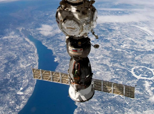 Росія може розмістити ядерну зброю в космосі і вивести з ладу тисячі супутників фото