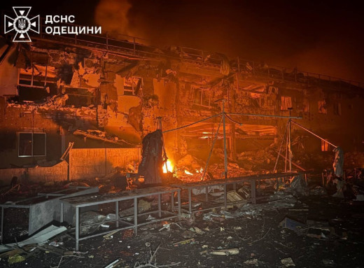 Після нічної атаки Росії загинули двоє людей, є поранені фото