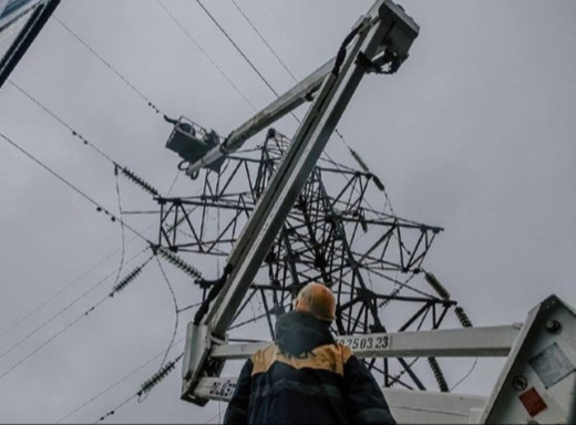Російські безпілотники атакували енергооб’єкт на Чернігівщині: без світла залишилися понад 1800 абонентів фото