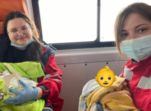 У Чернігові жінка вдома народила двійню фото