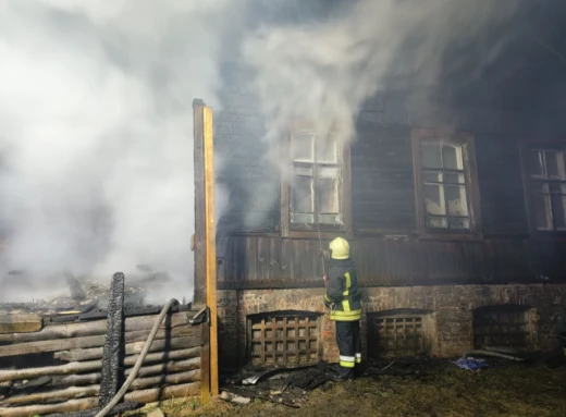 На Чернігівщині згоріла художня майстерня (Фото) фото
