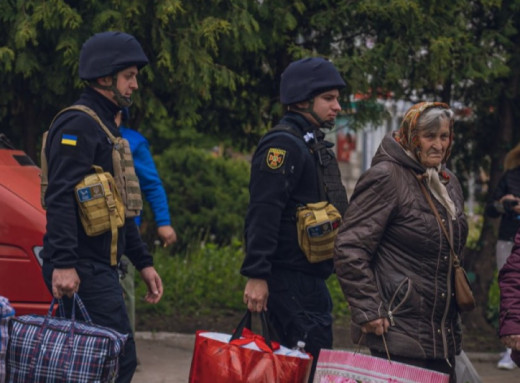 З початку року з Семенівки на Чернігівщині евакуювалися понад 300 жителів: що відомо фото