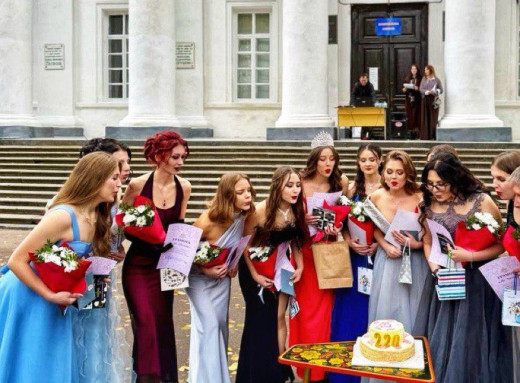 Свято молодості та натхнення: міс НДУ – ювілейна осінь 1805–2025 фото Свято молодості та натхнення: міс НДУ – ювілейна осінь 1805–2025 фото