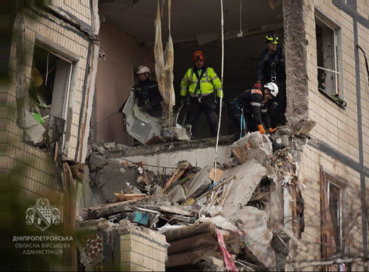 Росія вдарила по енергетиці та житлових будинках: масована атака на Україну фото